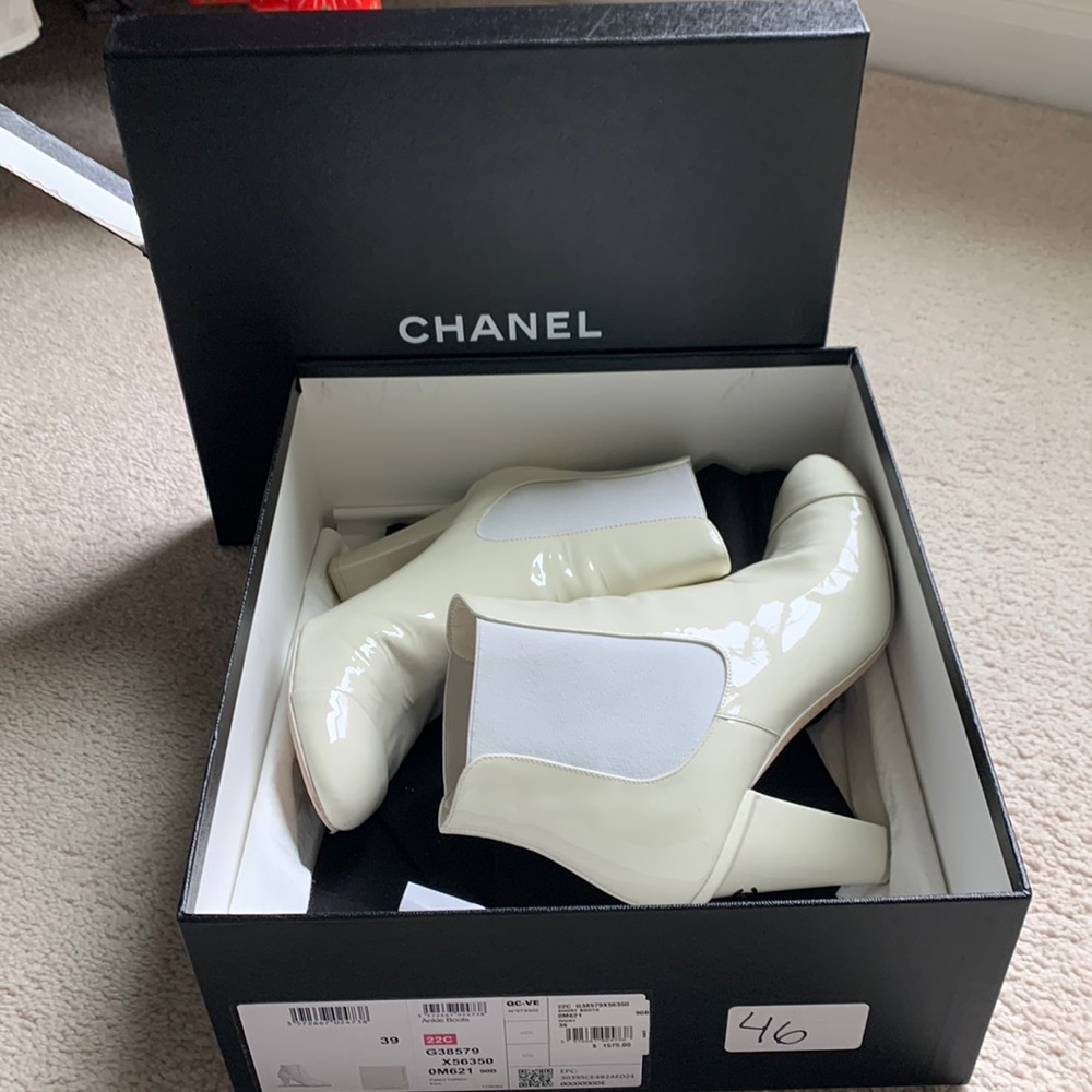 Chanel Patent Calfskin Ecru